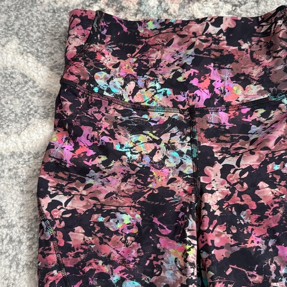 Lululemon Base Pace High-Rise Short 8" - Picture 2 of 10